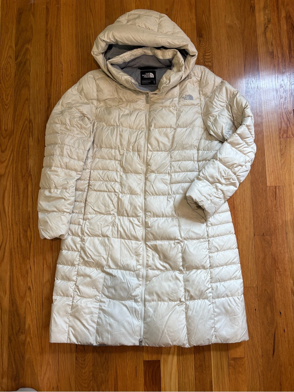 The North Face Women’s Metropolis II Parka in Cream